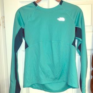 The North Face Women’s Long Sleeved Shirt